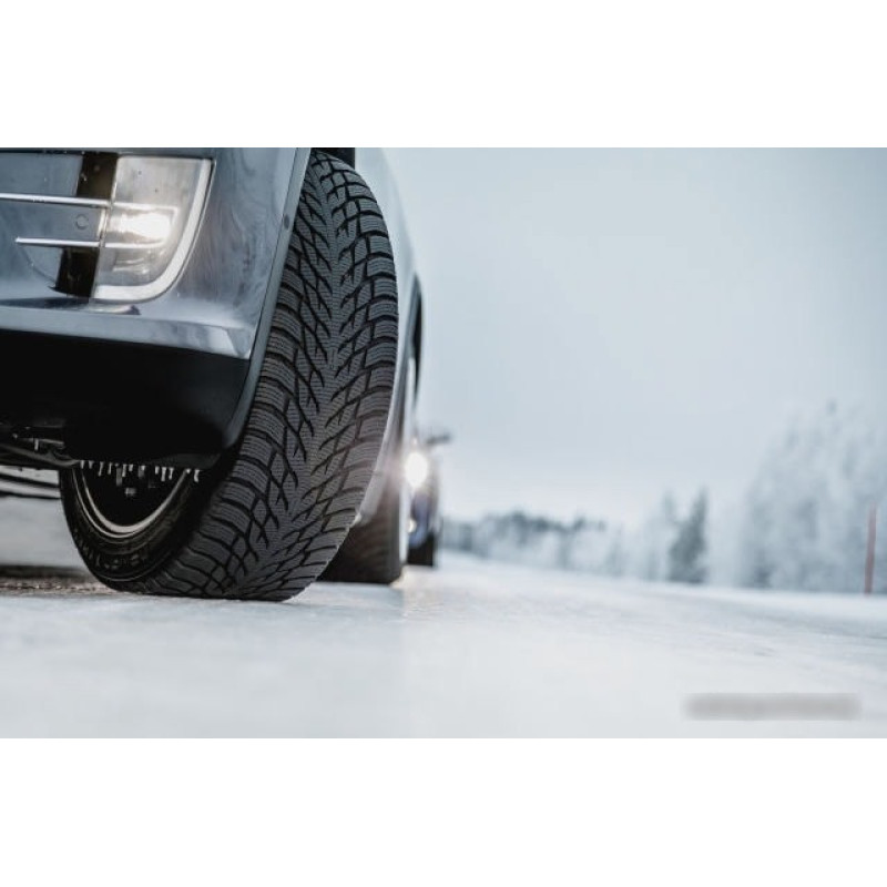 Nokian Tyres Hakkapeliitta R3 SUV 215/65R17 103R