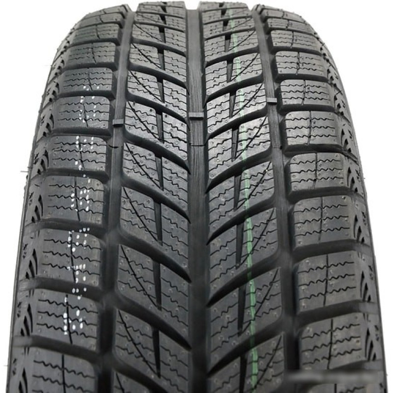 DoubleStar DW09 275/40R20 106V
