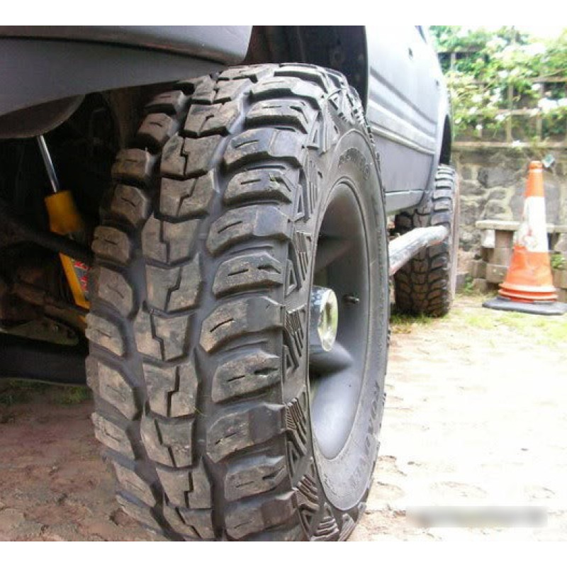 Kumho Road Venture MT KL71 245/75R16 120/116Q