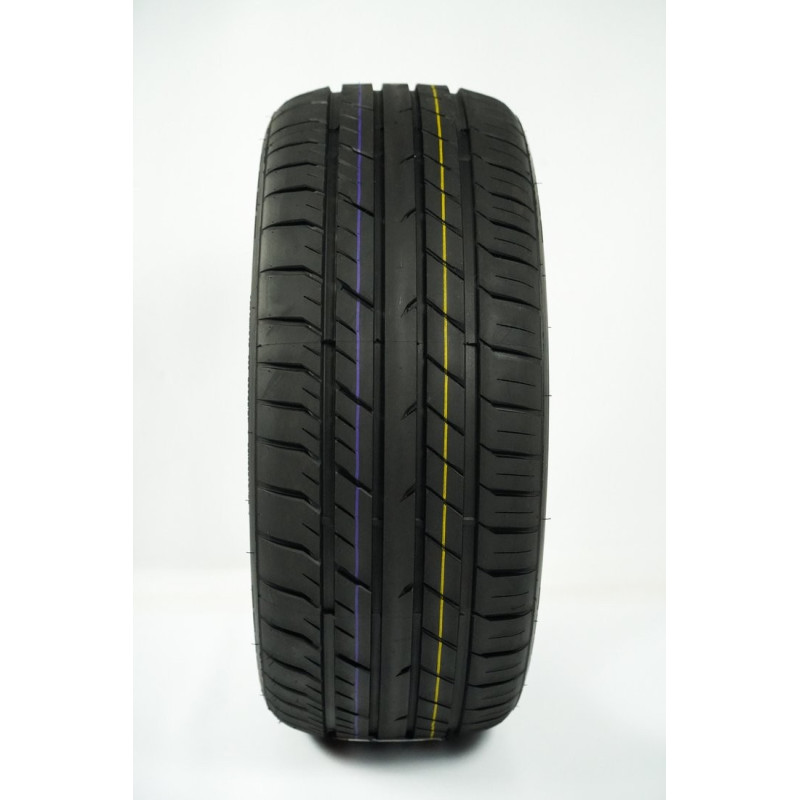 Roador Amaro 118 255/40R19 100W