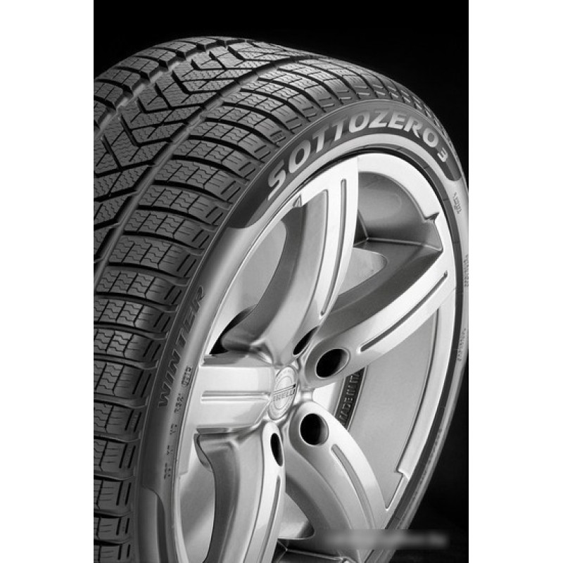 Pirelli Winter Sottozero 3 275/40R20 106V XL (run-flat)