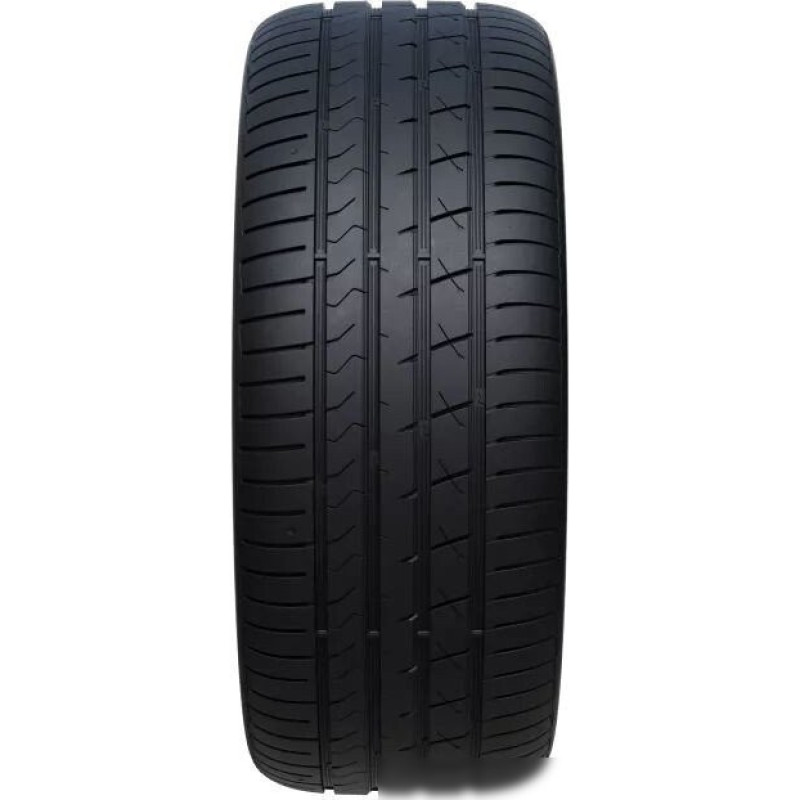 Habilead UHP HF330 RFT 245/45R19 102Y