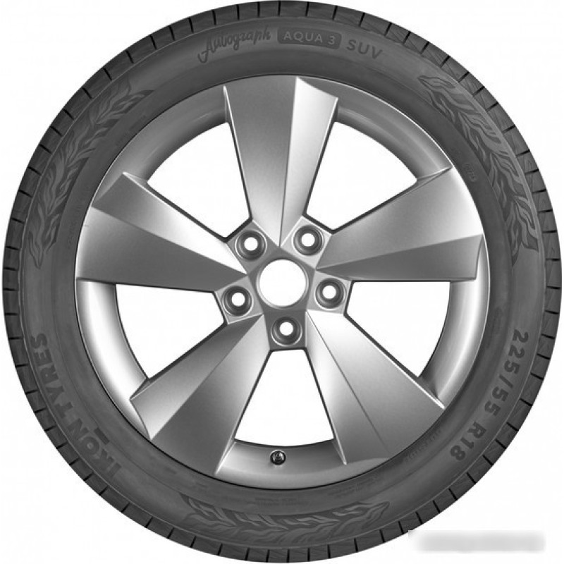 Ikon Autograph Aqua 3 SUV 215/65R16 102V