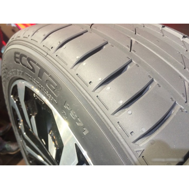 Kumho Ecsta PS71 SUV 285/65R17 116H