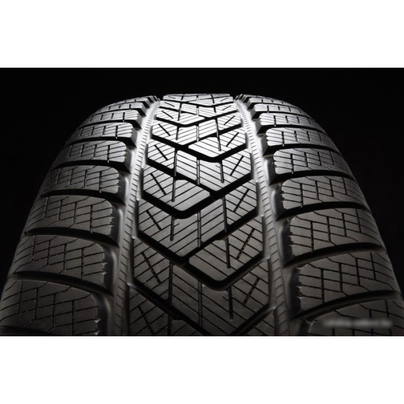 Pirelli Scorpion Winter 265/45R21 108W