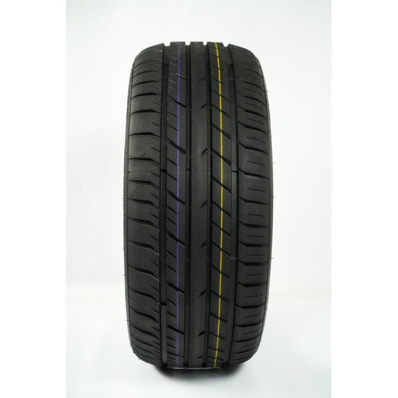 Roador Amaro 118 255/40R18 99W