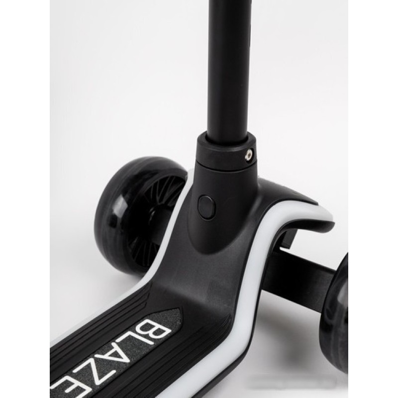 Amarobaby Blaze AB23-27BLA/09 (черный)