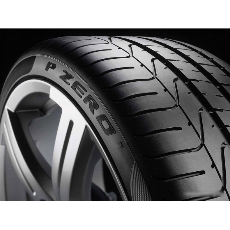 Pirelli P Zero 245/40R18 97Y