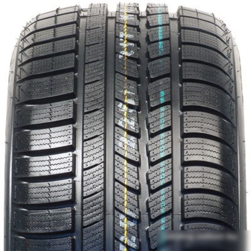 Roadstone Winguard Sport 225/55R16 99H