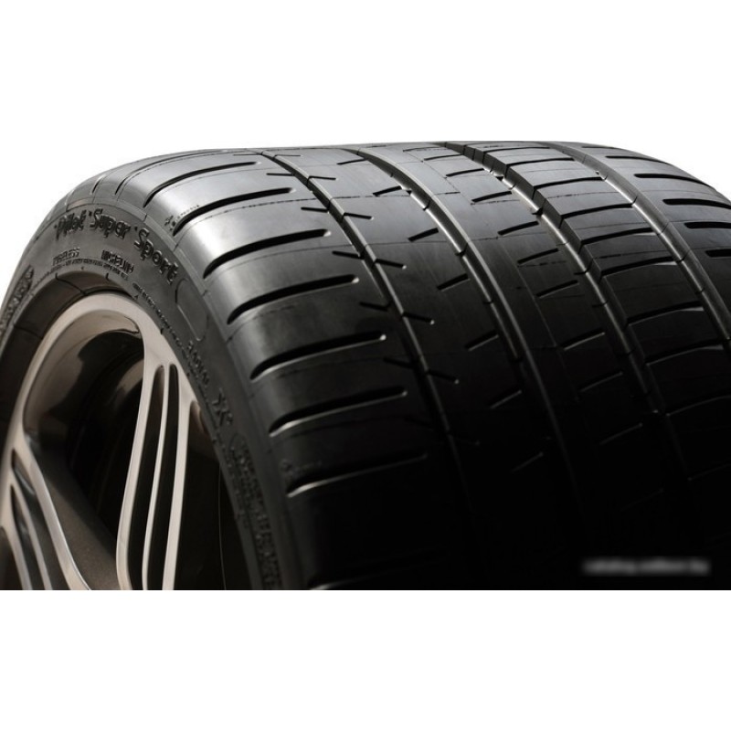 Michelin Pilot Super Sport 255/45R19 100Y