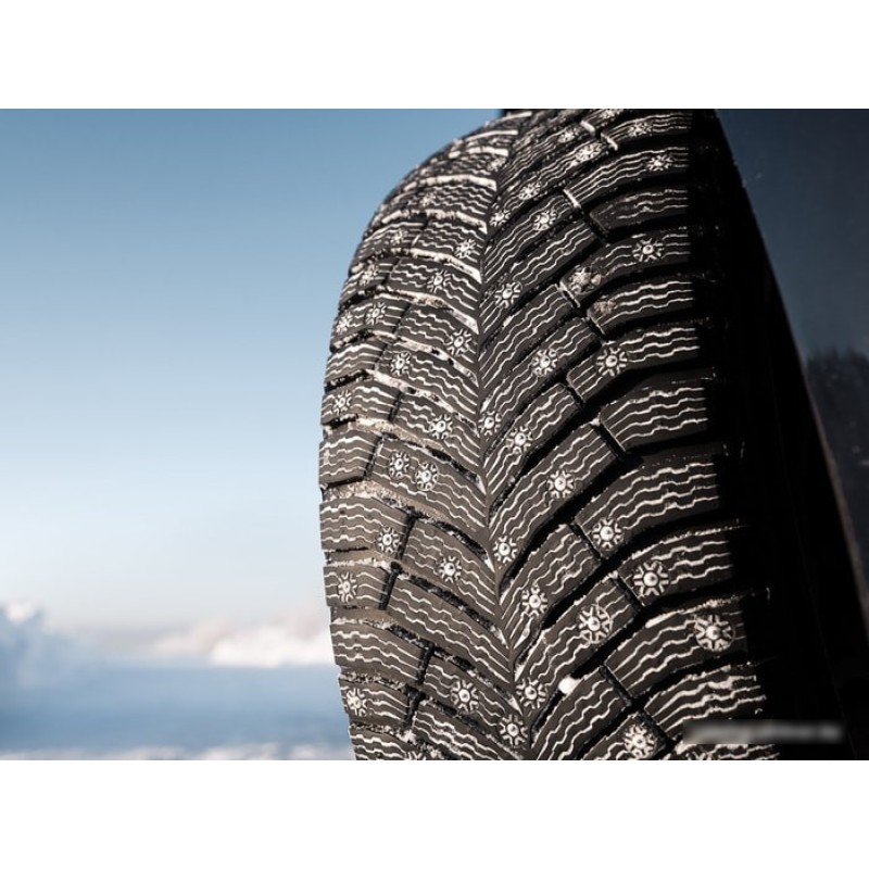 Michelin X-Ice North 4 245/45R19 102H (шипы)